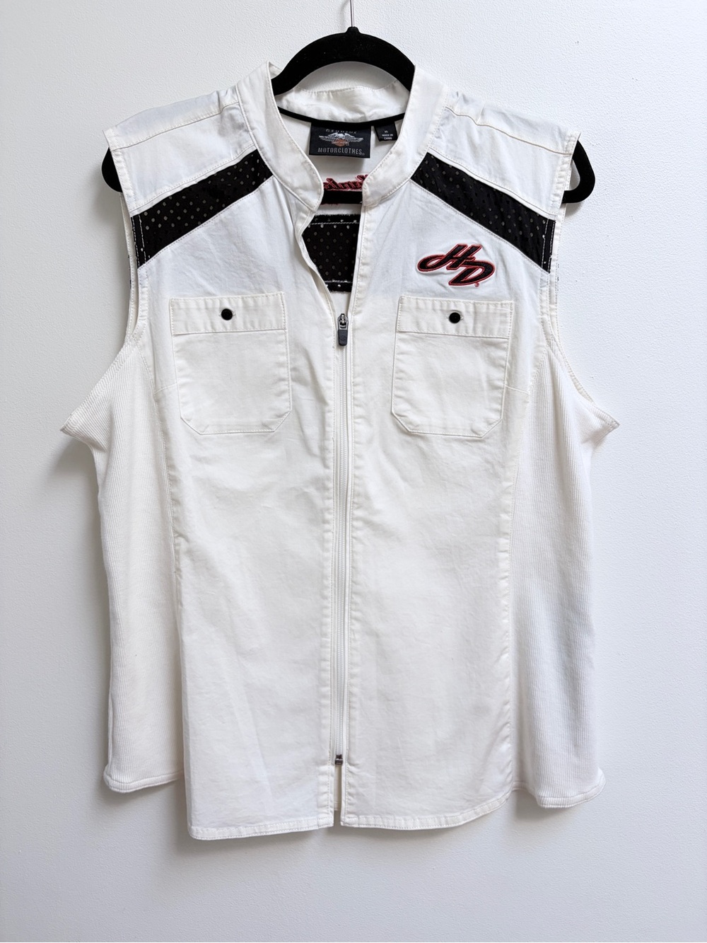 Harley-Davidson Woman’s White Sleeveless Zip-Front Top